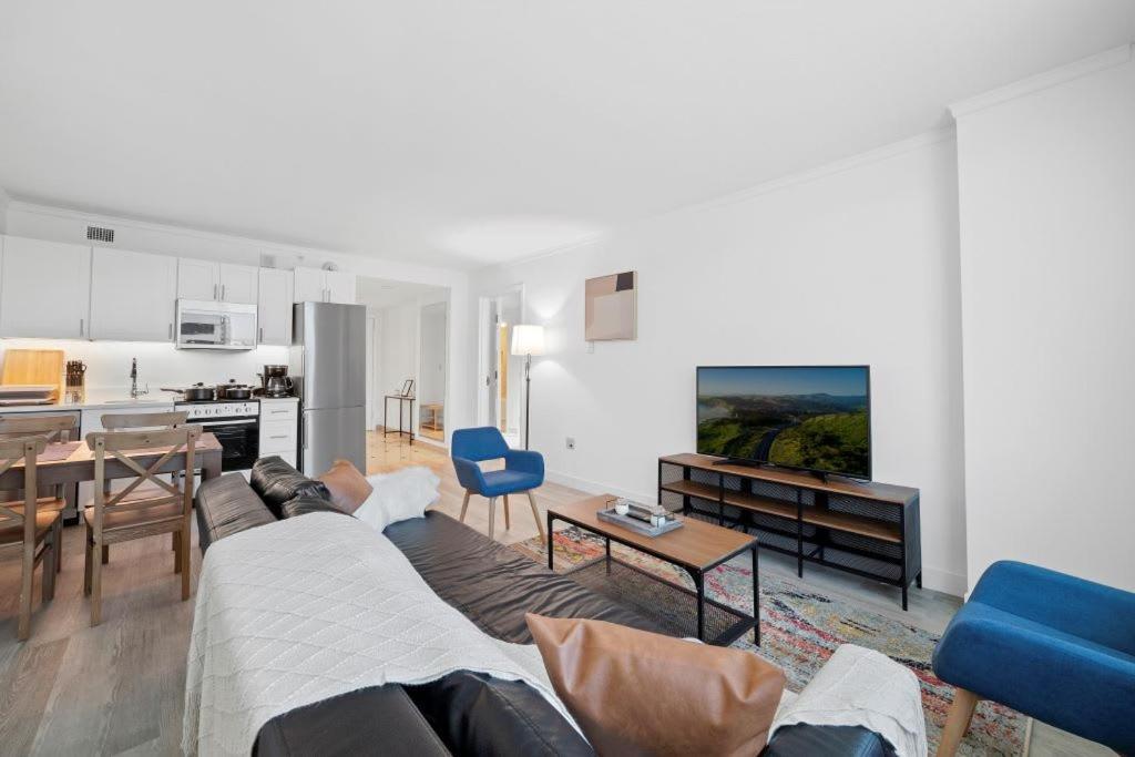 2br 3ba Beachfront Cozysuites At Showboat